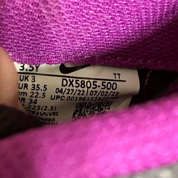 Nike Air Force 1 Low Sz 3.5 Y Style: DX5805-500 EUC Purple/Black - Picture 12 of 12